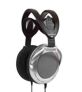 Наушники Koss UR40