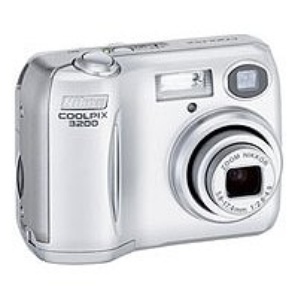 Цифровой фотоаппарат Nikon  COOLPIX 3200